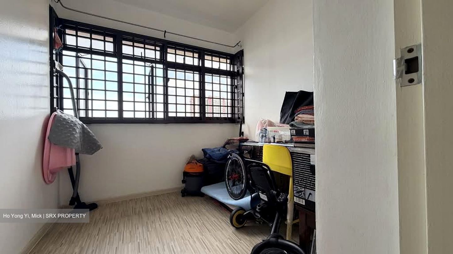 Blk 130 Yio Chu Kang Ville (Ang Mo Kio), HDB 4 Rooms #567819551